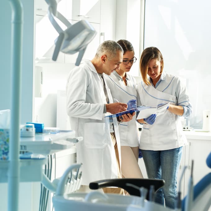 Owning Your Own Practice VS Associate Dentistry